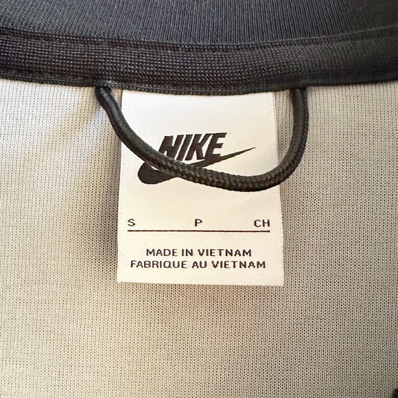 Nike | NSW Tech Fleece Digital Snow Camo Hoodie | Light Smoke Grey Black | S - Picture 4 of 6